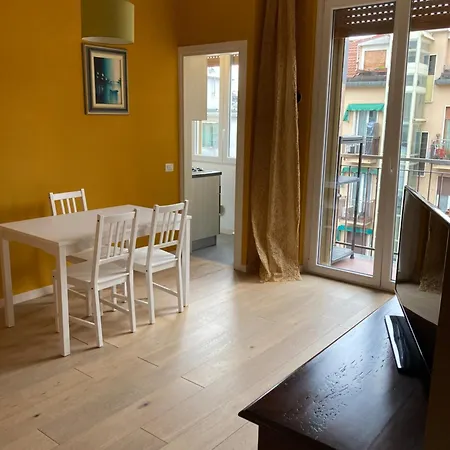 Apartment Tolstoj House Milan